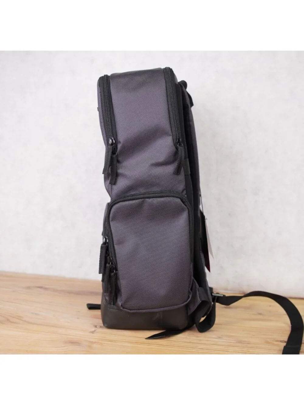 Manfrotto Metropolitan Camera Backpack Gray Multi Pockets Padded Protection NWT